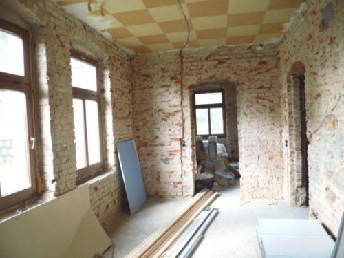 Hartha (Landkreis Mittelsachsen) Haus ObjNr:12232 - Sanierungsbedürftiges 5 Familienhaus mit Doppelcaport und Hofeinfahrt in ruhiger Lage in Hartha Haus kaufen