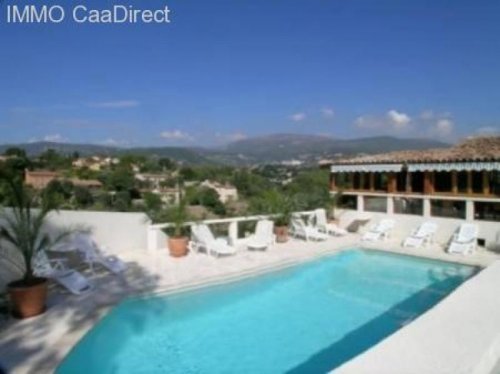 Cannes Immobilien Luxuriöse, traumhaft schöne Villa mit grossem, imposantem Swimming Pool und einem Nebengebäude Haus kaufen