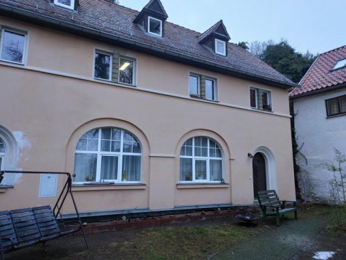 Ranis Immobilien MFH direkt an der Burg Ranis ehem. Rathaus umfangreich saniert mit interessanter Rendite Gewerbe kaufen