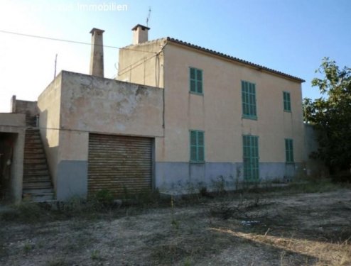 Llucmajor Mietwohnungen LLucmajor Vielfältiges Landgut mit mehreren Finca Rustica ideal fuer Agroturismo, Pferdefarm ect Grundstück kaufen