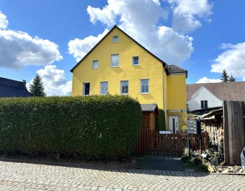 Zwickau Immobilien Inserate Voll vermietetes Mehrfamilienhaus mit 4 WE´s, gepflegtem Garten und Stellplätzen in Zwickau! Haus kaufen