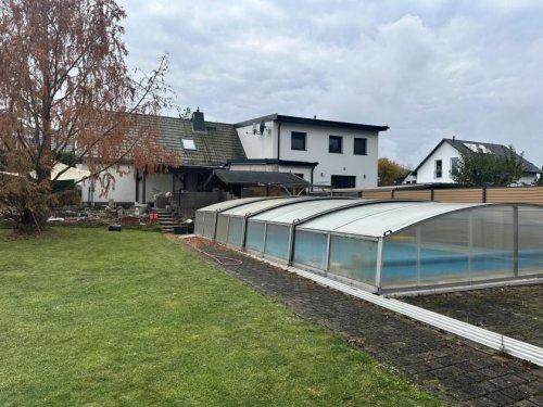 Zwickau Inserate von Häusern DHH in begehrter Lage, modernes + energieeffizientes Heizkonzept, großes Grundstück mit Sauna + Pool Haus kaufen