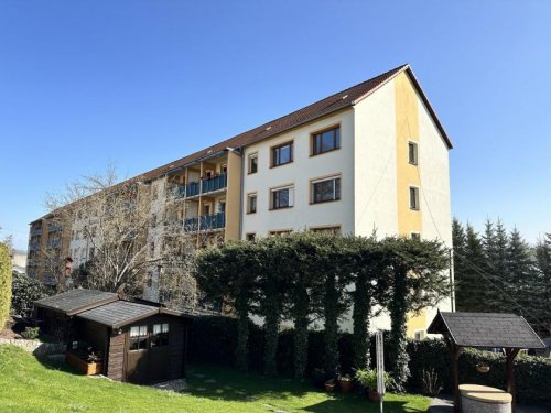 Mülsen Wohnungsanzeigen Sanierungsbedürftige 3-Raumwohnung mit Stellplatz und Balkon in Mülsen! Wohnung kaufen
