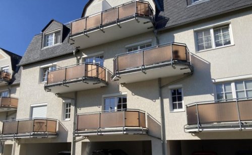 Fraureuth Neubau Wohnungen Attraktive 3-Raumwohnung mit Balkon & Carport-Stellplatz in Fraureuth! Modernisierungsbedürftig! Wohnung kaufen