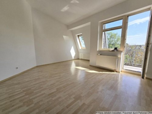 Chemnitz Wohnungen Lichtdurchflutete Wohnung im Dachgeschoss mit hohen Decken, Lift, großer Terrasse und TG Wohnung kaufen