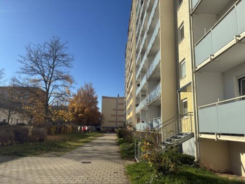 Chemnitz Gewerbe Immobilien Attraktive Wohnanlage
mit 130 Wohneinheiten in Chemnitz Kappel Gewerbe kaufen