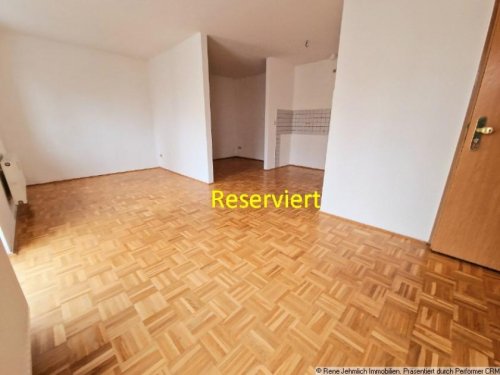 Chemnitz Wohnungen Ruhige kleine 1 Raum Wohnung im Hinterhaus Wohnung kaufen