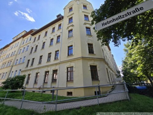 Chemnitz Immobilie kostenlos inserieren Vermietete neu sanierte Wohnung Hilbersdorf +Lift + EBK möglich + Behindertengerechte Wohnung kaufen