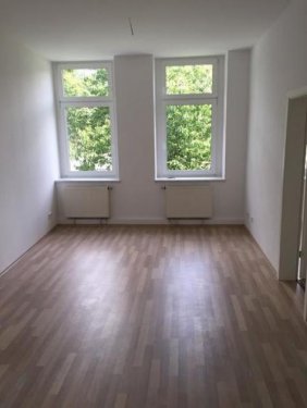 Hartmannsdorf (Landkreis Mittelsachsen) Immobilien Saniertes und kompaktes Mehrfamilienhaus mit guter Rendite als Einsteigerobjekt Gewerbe kaufen