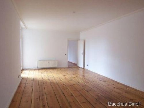 Berlin Immobilien Bell-Etage mit Wohnküche, Wohnbad + ruhigem Balkon Wohnung kaufen