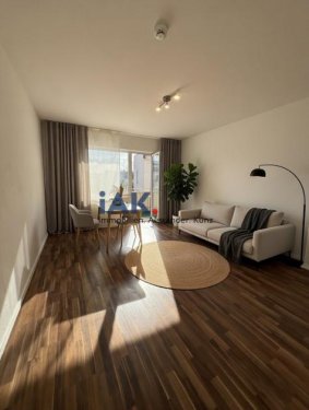 Berlin Wohnen auf Zeit City-Living pur: Lichtdurchflutete Wohnung am Ernst-Reuter-Platz! Wohnung kaufen