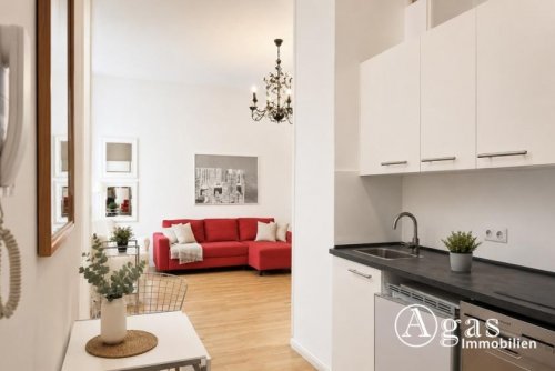 Berlin Wohnung Altbau Charmante 2-Zimmer-Wohnung mit Balkon im Herzen von Berlin-Charlottenburg Wohnung kaufen