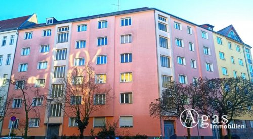 Berlin Wohnung Altbau vermietete 2-Zimmer-Eigentumswohnung mit Sonnen-Balkon zum Hof Nähe Volkspark Wilmersdorf Wohnung kaufen