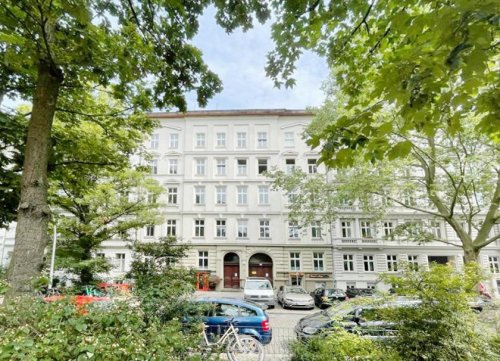 Berlin Suche Immobilie Attraktive, vermietete 3-Zimmerwohnung 
in bester Berlin-Kreuzberglage
-Eigenbedarfskündigung möglich- Wohnung kaufen