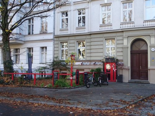 Berlin Charakterstarke Gewerbefläche mit 
Bestandsgastronomie in 
zentraler Lage von Kreuzberg Gewerbe kaufen