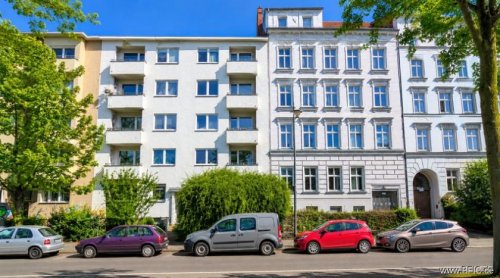 Berlin Wohnung Altbau Balkon-Ausblick auf Engelbecken und Michaelkirchplatz – 3-Zimmer-Wohnung, bezugsfrei in Kürze Wohnung kaufen