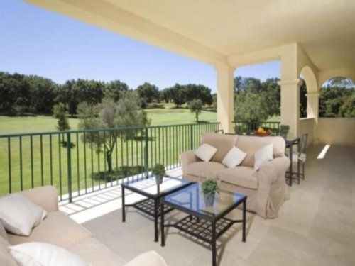 San Roque Immobilien HDA-immo.eu: Neubau Ferienwohnung am Golfplatz, Meernähe, in San Roque zu verkaufen. Wohnung kaufen