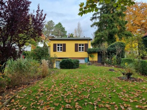 Berlin Immobilien Seltene Gelegenheit: 
gut geschnittenes Südwest-Grundstück 
mit kleinem Einfamilienhaus Grundstück kaufen