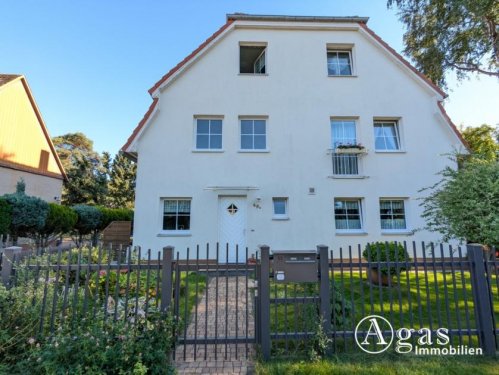Berlin Hausangebote Moderne Doppelhaushälfte mit neuer Wärmepumpe in Staaken Haus kaufen