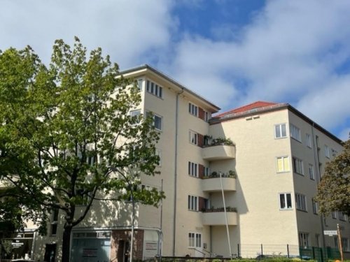 Berlin Etagenwohnung Attraktive vermietete Eigentumswohnung nahe Rüdesheimer Platz
mit eventuellen Eigenbedarfskündigungspotential Wohnung kaufen