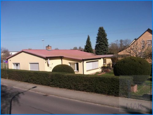 Potsdam Immobilien MAK Immobilien: Haus in Potsdam-Golm zum Kauf, im Bungalowstil! Haus kaufen