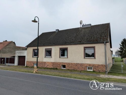 Nuthe-Urstromtal Haus Großzügiges Wohnhaus mit Nebengebäuden auf weitläufigem Grundstück Haus kaufen