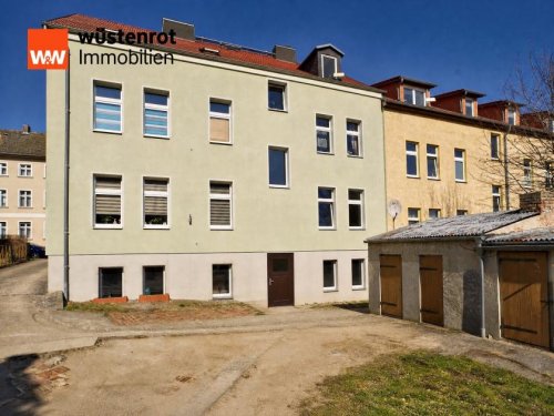 Bad Freienwalde (Oder) Gewerbe Immobilien Ertragssicheres Mehrfamilienhaus in Bad Freienwalde: 6 Einheiten & Garagen als solide Kapitalanlage Gewerbe kaufen