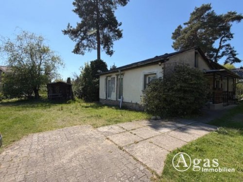 Bergfelde Immobilien Bungalow auf großzügigem Grundstück und zusätzlichem Baupotenzial in begehrter Lage von Bergfelde Haus kaufen