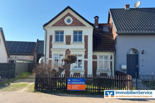 Breddin Häuser Ein Landhaus wie aus dem Bilderbuch: Komfort genießen, Tradition erleben Haus kaufen