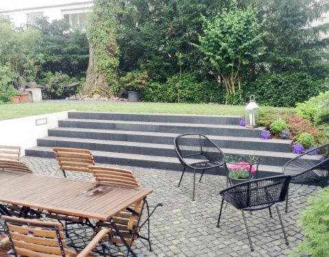 Hamburg 4-Zimmer Wohnung Terrassenwohnung mit großem Garten in Harvestehude - eine Ratität Wohnung kaufen