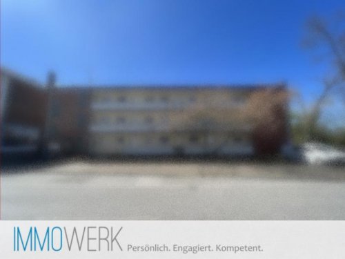 Hamburg Immobilien Solides Mehrfamilienhaus mit 15 Wohneinheiten und Garagen Haus kaufen
