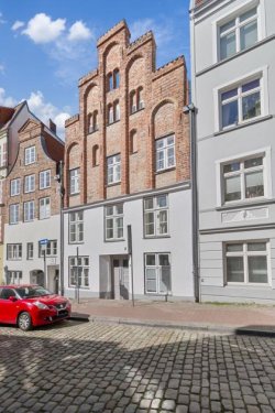 Lübeck Immobilien Historisches Treppengiebelhaus unterhalb der Jacobikirche. Haus kaufen