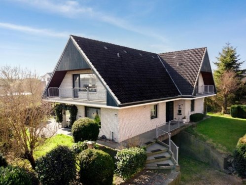 Bad Schwartau Teure Häuser Großzügiges Architektenhaus mit flexiblen Nutzungsmöglichkeiten. KÄUFERCOURTAGEFREI Haus kaufen