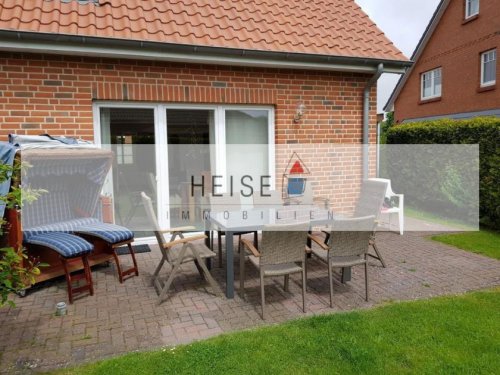 Fehmarn Günstiges Haus Burg auf Fehmarn: Modernisierte DHH mit unbefristeter Ferien-Zulassung Haus kaufen