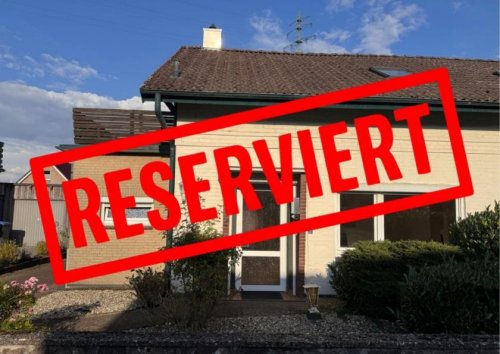 Rendsburg Hausangebote Verkauf einer Doppelhaushälfte in unmittelbarer Nähe des Nord-Ostsee-Kanals in Rendsburg Haus kaufen