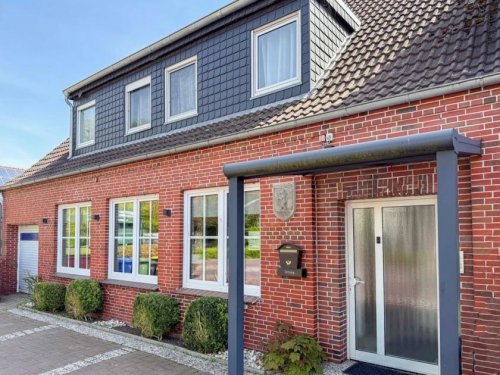 Dornum Häuser Möbliertes Haus mit 8 Schlafzimmern,
8 Bädern und vieles mehr in zentraler Lage! Haus kaufen