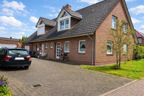 Westerstede 2-Familienhaus 2 vermietete DHH mit Garagen in ruhiger Wohnlage! Haus kaufen