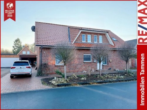 Westoverledingen Immobilien „Zwei Wohneinheiten, ein Preis – vielseitiges Familienhaus mit Freiraum für jede Lebensphase!“ Haus kaufen