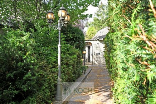 Schiffdorf 2-Familienhaus Großes Ein- oder Zweifamilienhaus mit zusätzlicher Nutz-(Büro)fläche in Schiffdorf Haus kaufen