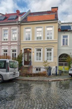 Bremen Teure Häuser MILCHQUARTIER - Kernsaniertes Altbremer Ein-/Zweiparteienhaus in Toplage des Bremer Viertels Haus kaufen
