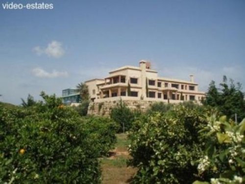 Marbella Wohnungen Villa auf grosser Finca Haus kaufen