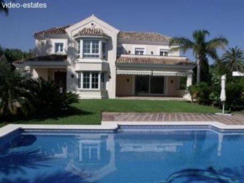 Las Chapas Wohnungen Villa in zweiter Strandlinie Haus kaufen