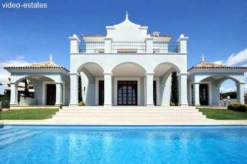 Elviria Wohnungen Villa Erstbezug mit 5 Schlafzimmern Haus kaufen