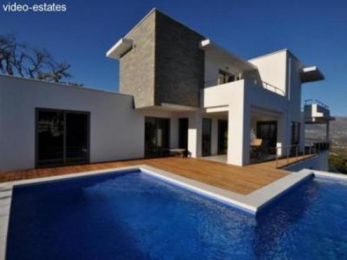 Marbella Wohnungen Villa mit atemberaubendem Ausblick Haus kaufen