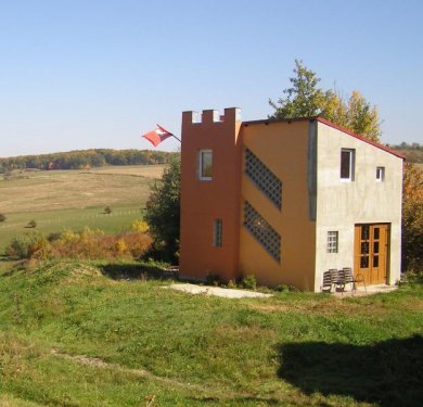 Schneverdingen Immobilienportal Fuer Aussteiger oder als Feriendomizil, kleine Burg im Naturparadies... in Rumaenien, Cisnadie/Sibiu Haus kaufen