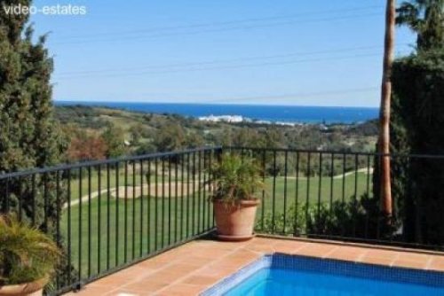 Estepona Golf Wohnungen Villa am Golfplatz mit Meerblick Haus kaufen