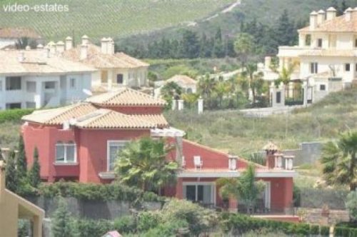 Casares Playa Wohnungen Schönes Einfamilienhaus zu einem hervorragedem Preis Haus kaufen
