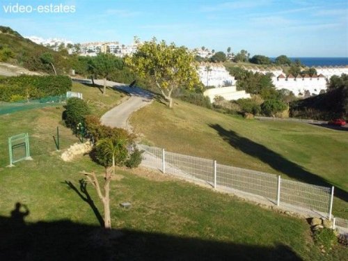 La Duquesa Immobilien Reihenhaus direkt auf dem Golfplatz zum Kauf Haus kaufen