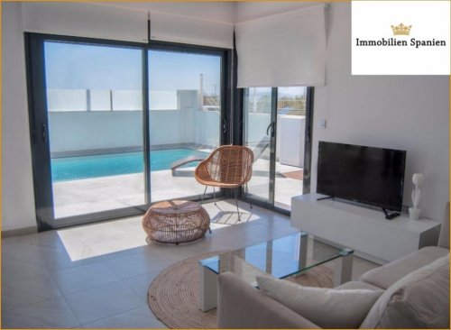 San Javier Immobilien Unabhängige Villen in Roda Golf Urbanisation. Haus kaufen