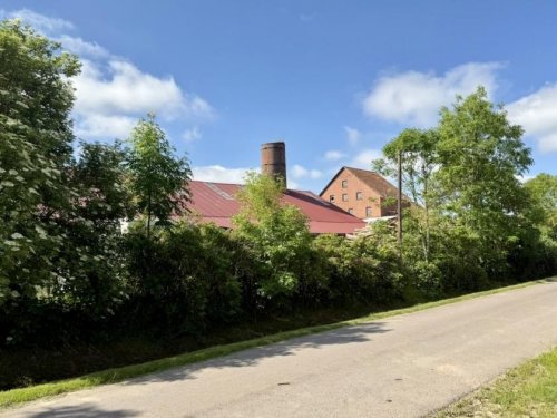 Lindhorst Gewerbe Immobilien Gewerbehof mit Wohnen, Lager und Entwicklungspotenzial Gewerbe kaufen